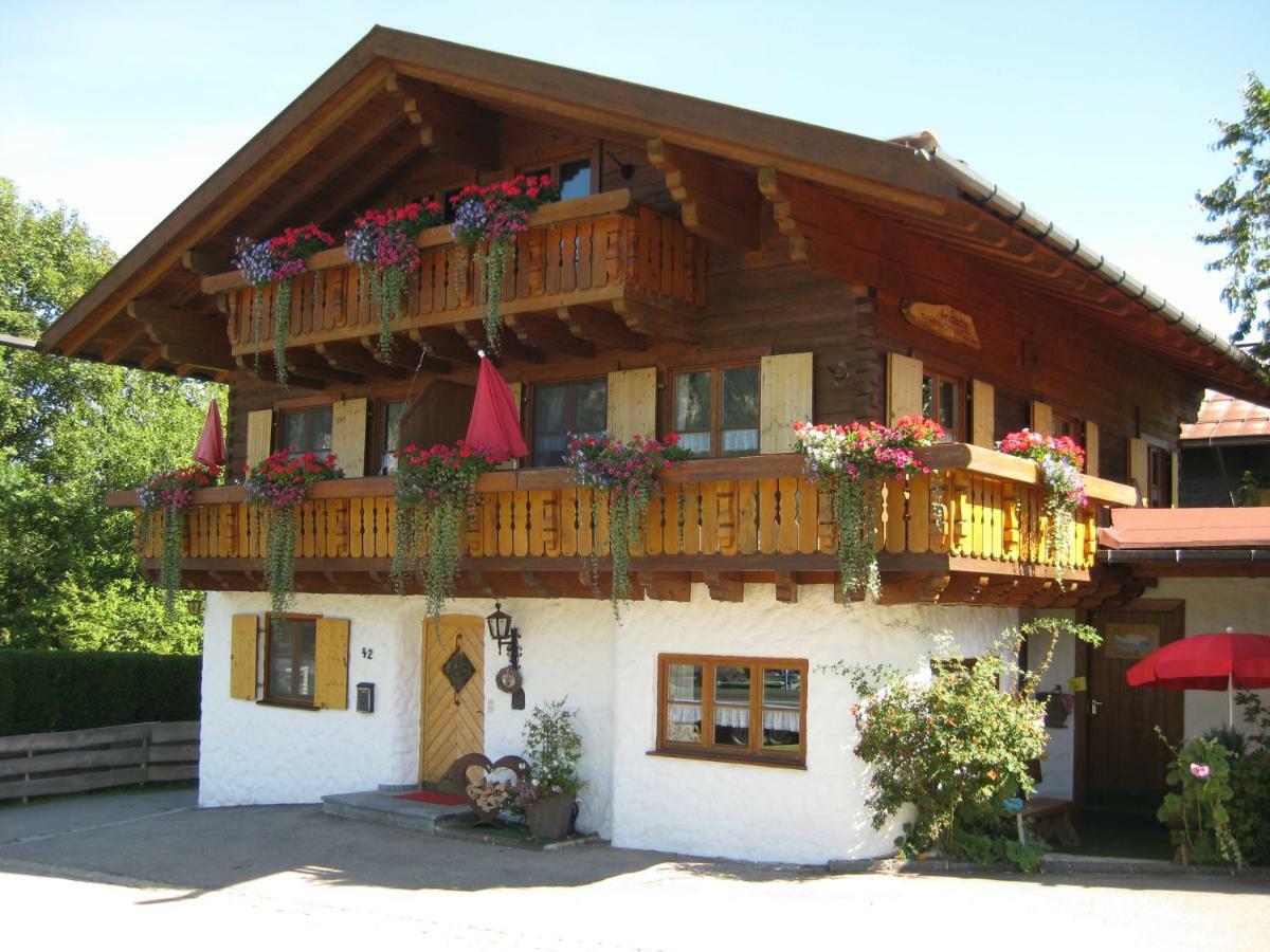 Ferienwohnungen Alpentraum - Landhaus am Bächle Oberstdorf Exterior foto